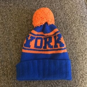 knicks bobble hat